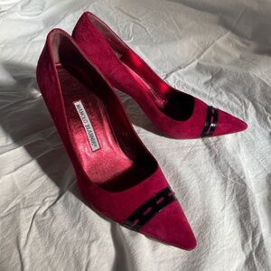 Manolo Blahnik Vintage Suede Pumps